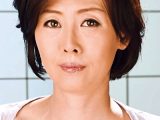 ご無沙汰な母を狙う息子の邪な欲望 梨恵