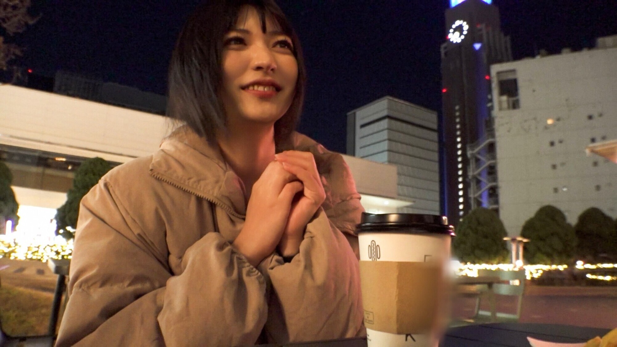 かつてない異常性癖！？ビデオ通話で浮気SEXを実況しちゃう21歳のヤリマン彼女が彼氏を嫉妬させるためだけにAVに出ちゃいましたw