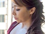 息子の異常な愛に悶え悦ぶ淫乱母 ゆみ